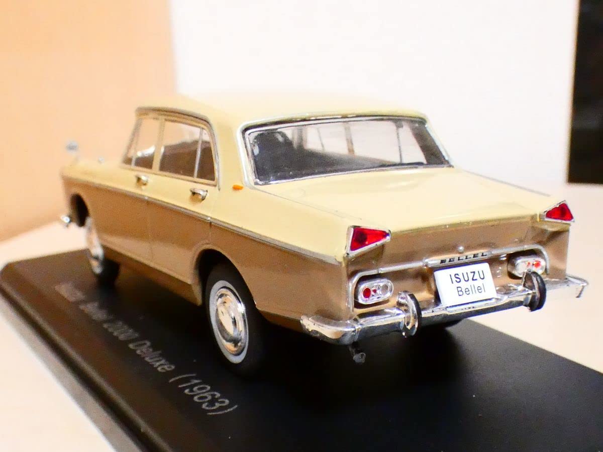 Amazon.co.jp: Hachette 1/43 Isuzu Bellel 2000 Deluxe 1967 / Mini